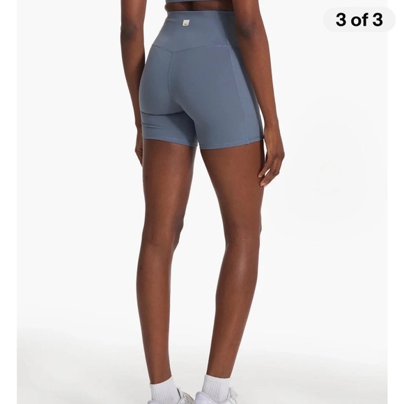 Vuori Shorts Womens Small Gray High Rise Pocket Biker Athletic Compression Yoga - Picture 2 of 10